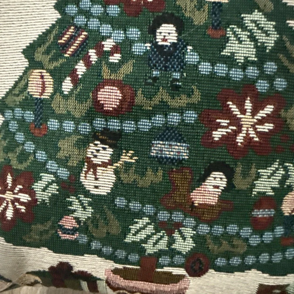 Vintage Needlepoint Type Christmas Tree Decorative‎ Tapestry Pillow